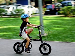 how to keep kids active but safe